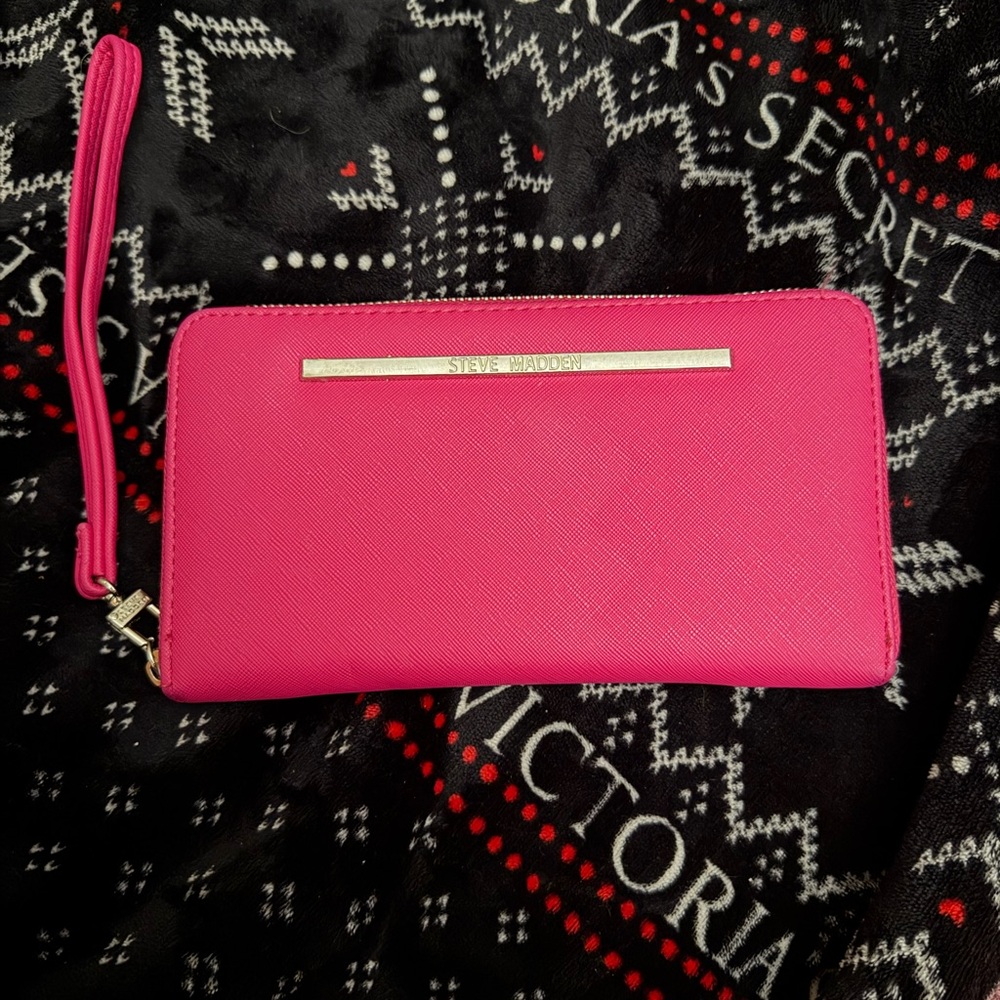 Steve Madden Pink Wristlet Wallet